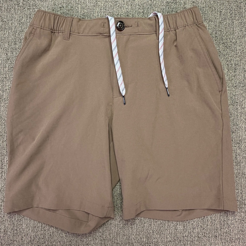 Chubbies Mens Medium Everyday Everywear Performance Shorts 8 Inch Tan NWOT
